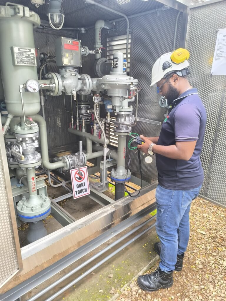 da4e8fb3-cf62-4910-96e4-91b25262ea2f